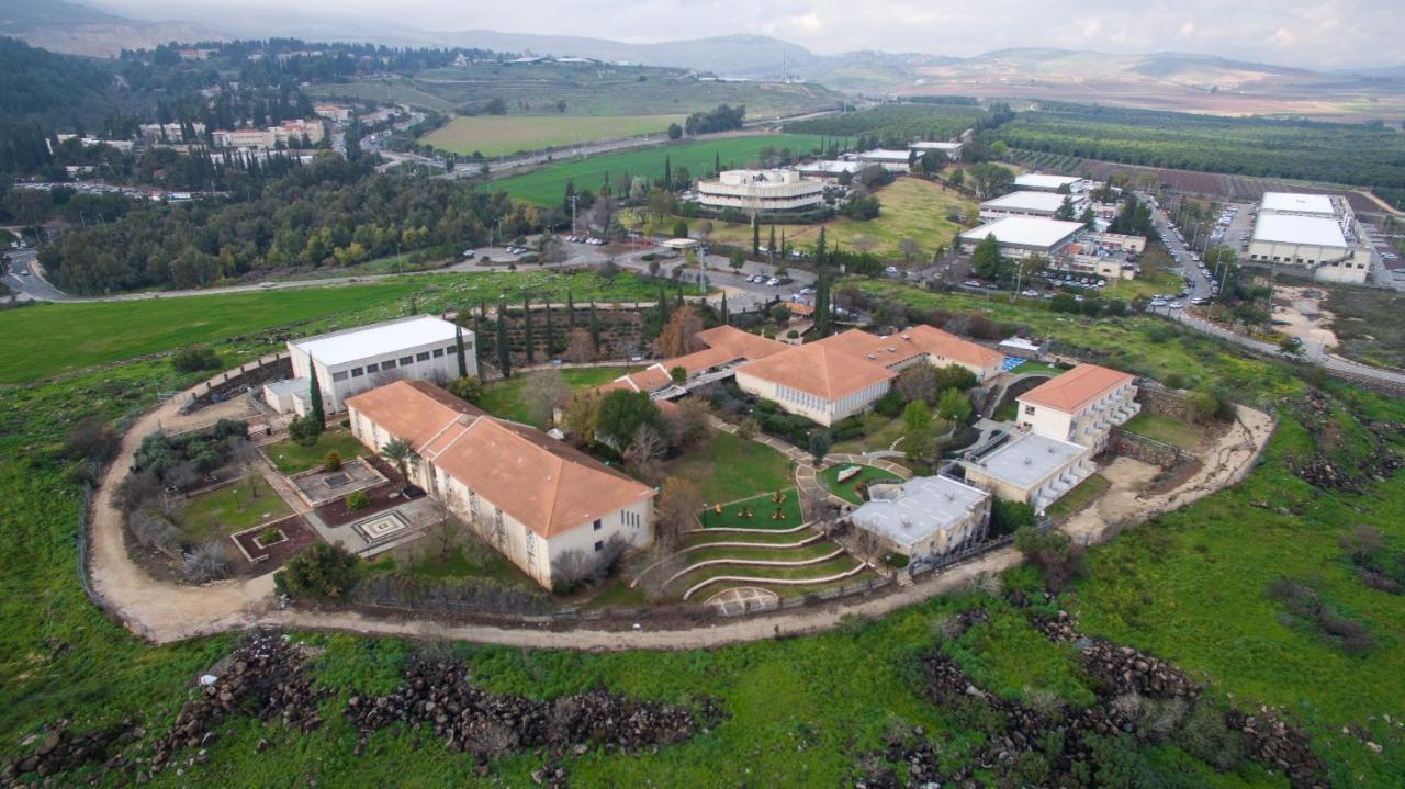 Hi - Tel Hai Hostel Kfar Giladi Exterior photo