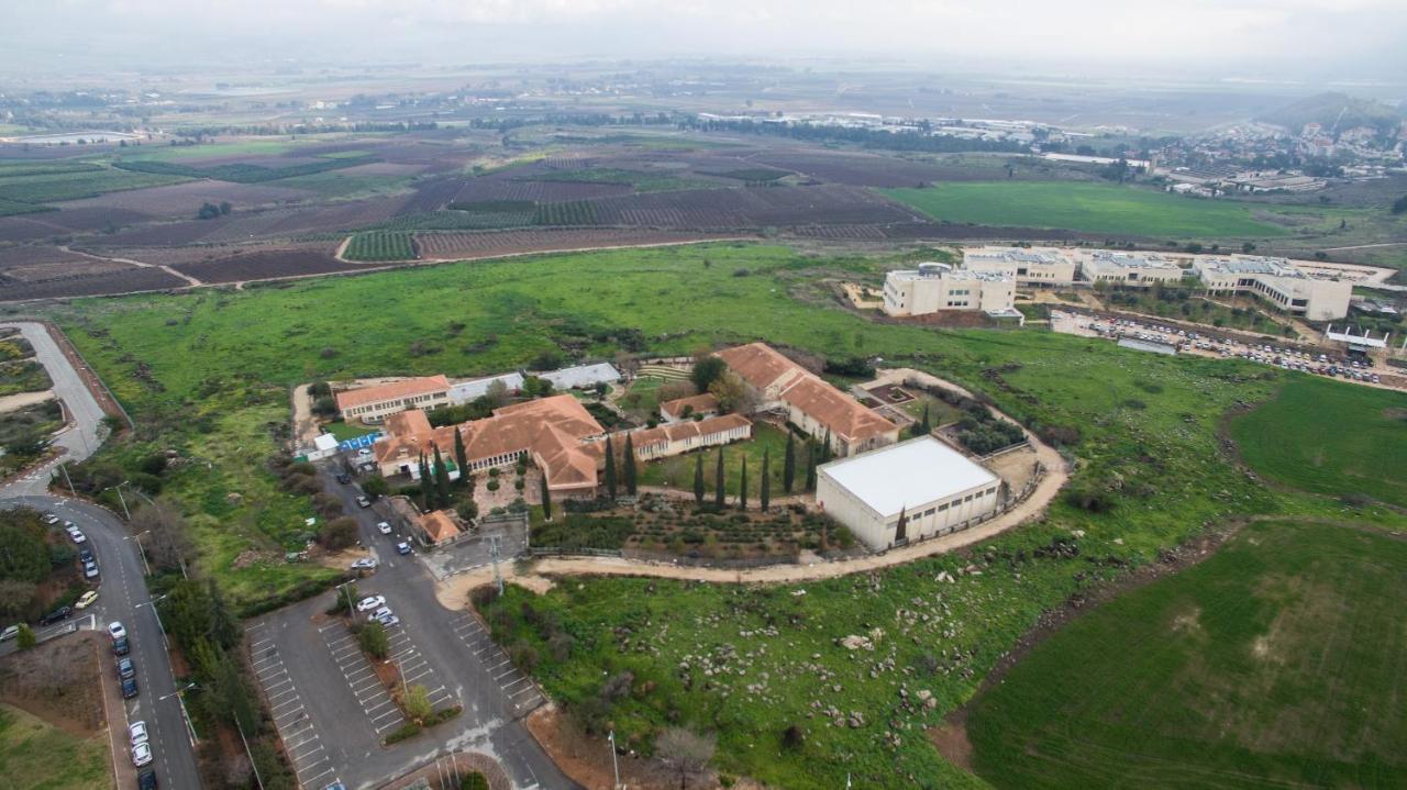 Hi - Tel Hai Hostel Kfar Giladi Exterior photo